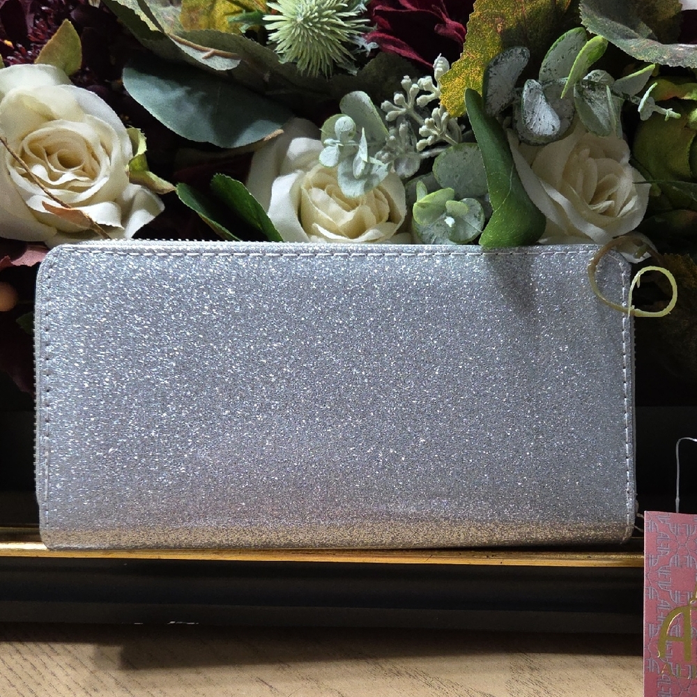 Elegant Silver Glitter Wallet